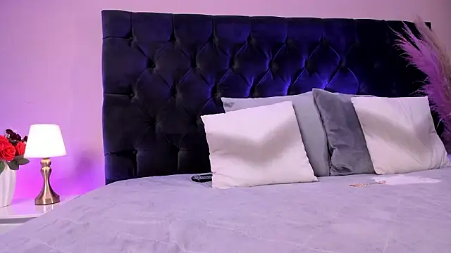 abbyhall  online show from March 2026 11:32:01 PM