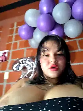 Bellota 22 Fuckme online show from April 2026 12:18:02 PM