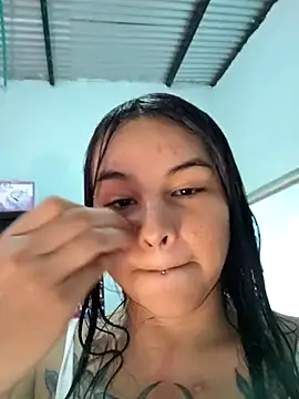 Snapshot of Bellota_22_Fuckme chatting on November 2025 10:15:02 PM Bellota 22 Fuckme online show from November 2025 10:15:02 PM