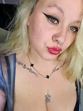 miley jensen online show from October 2025 10:42:02 PM