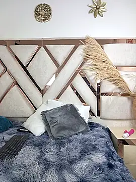 miley jensen online show from April 2026 11:07:02 PM