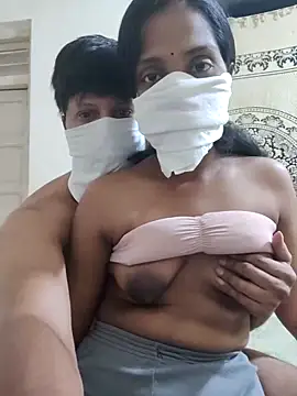 Sunny Alisha online show from February 2026 03:01:02 PM