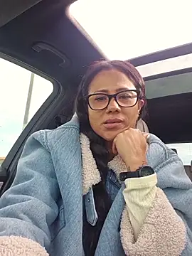 Allana Squirt online show from November 2025 12:26:01 PM