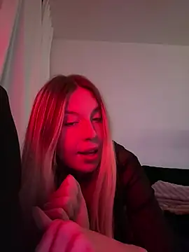 Snapshot of VeraSerephina chatting on March 2025 12:10:01 AM VeraSerephina online show from March 2025 12:10:01 AM