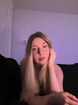 Snapshot of VeraSerephina chatting on January 2025 10:33:01 PM VeraSerephina online show from January 2025 10:33:01 PM