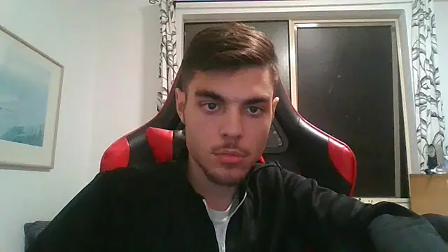 Snapshot of Omarnede chatting on September 2025 12:11:02 PM Omarnede online show from September 2025 12:11:02 PM