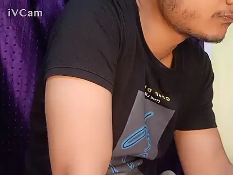 Snapshot of felix_dion chatting on January 2025 03:54:01 PM felix dion online show from January 2025 03:54:01 PM