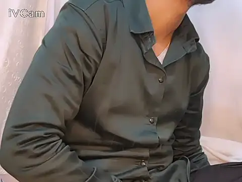 Snapshot of felix_dion chatting on January 2026 06:04:02 PM felix dion online show from January 2026 06:04:02 PM