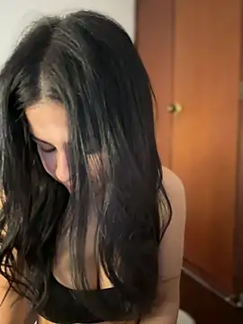 CuteKira7 online show from March 2026 03:17:02 AM