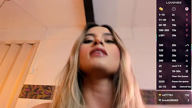 KiaraCarter online show from November 2025 08:42:02 PM