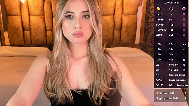 KiaraCarter online show from December 2025 07:50:02 PM