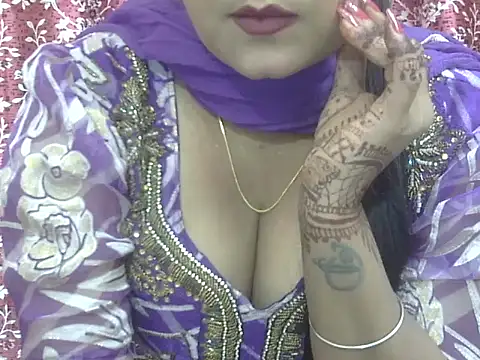 Lusty Wife1 online show from November 2025 04:18:02 PM