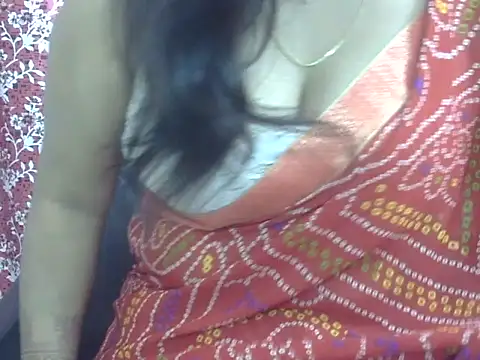 Lusty Wife1 online show from February 2026 07:33:01 PM