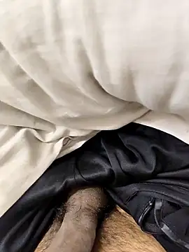 Horny boy321 online show from January 2026 05:42:01 PM