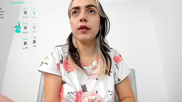 NICOLEVIP online show from March 2026 01:27:01 AM