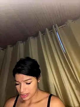 AgathaGeorgiou online show from November 2025 10:43:02 PM