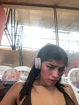 AgathaGeorgiou online show from May 2026 08:02:01 PM