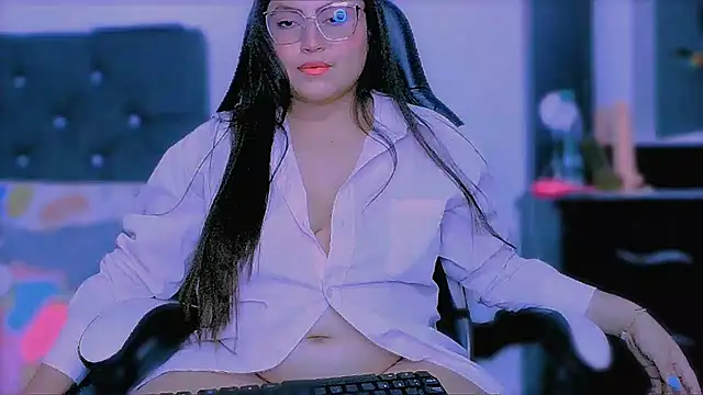 KathieBurning online show from November 2025 08:34:01 PM