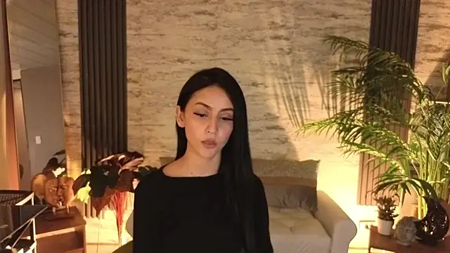 Coralinnee  online show from February 2026 05:36:02 AM