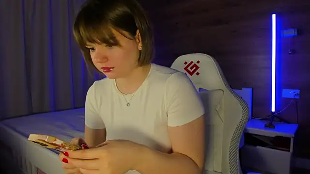 Elizabeth Hottie  online show from April 2026 11:40:02 PM