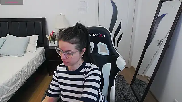 AmyPure  online show from March 2026 06:26:01 AM