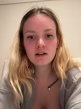 Snapshot of mariemelissah chatting on February 2025 04:47:01 PM mariemelissah online show from February 2025 04:47:01 PM