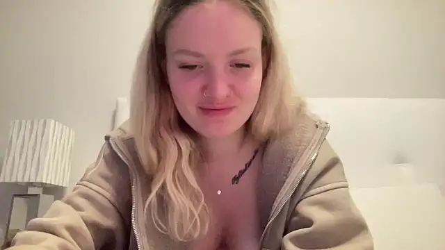 Snapshot of mariemelissah chatting on February 2025 03:28:02 PM mariemelissah online show from February 2025 03:28:02 PM