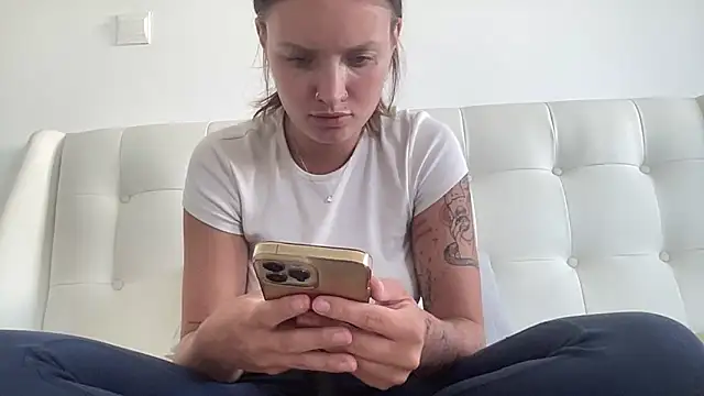 Snapshot of mariemelissah chatting on October 2025 10:06:02 AM mariemelissah online show from October 2025 10:06:02 AM