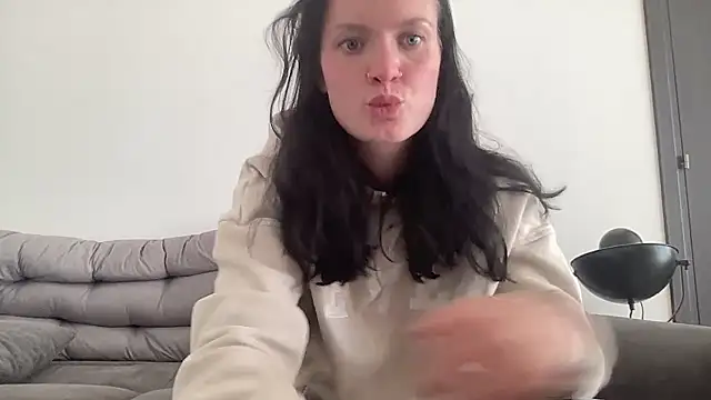 Snapshot of mariemelissah chatting on January 2026 08:40:02 AM mariemelissah online show from January 2026 08:40:02 AM