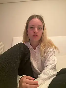 Snapshot of mariemelissah chatting on March 2025 02:06:02 PM mariemelissah online show from March 2025 02:06:02 PM