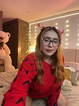 vanesaa blake online show from December 2025 03:00:01 AM