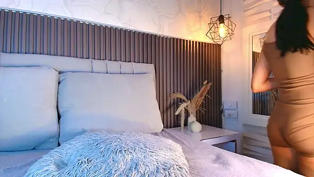 SHANONCLARK online show from February 2026 07:22:01 PM