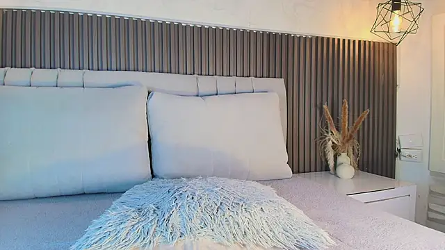 SHANONCLARK online show from March 2026 07:39:01 PM