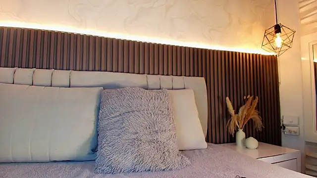 SHANONCLARK online show from January 2026 07:18:02 PM