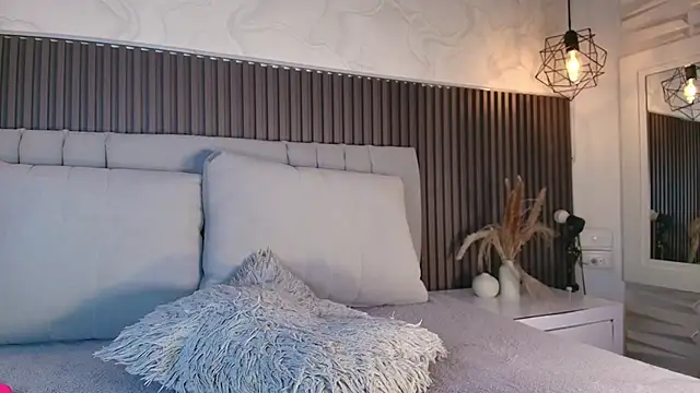 SHANONCLARK online show from February 2026 07:14:01 PM