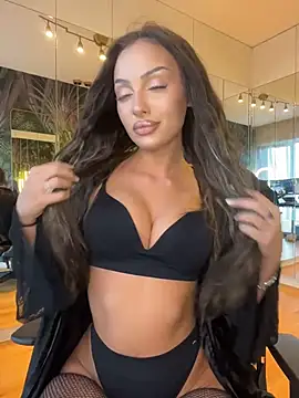 MileySin1111 online show from March 2026 03:17:01 PM