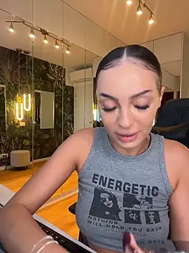 MileySin1111 online show from December 2025 01:48:02 PM