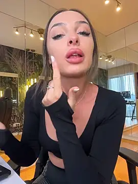 MileySin1111 online show from December 2025 12:07:02 PM