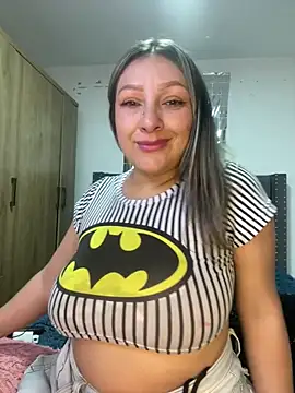 Lady  Pink online show from February 2026 09:36:01 PM