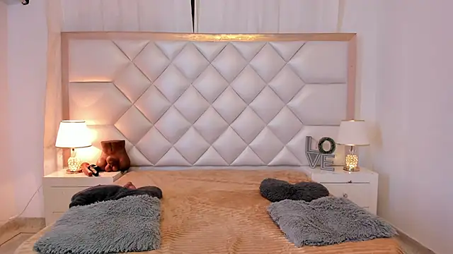 brittany069 online show from March 2026 09:43:02 PM