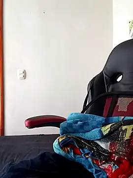 Aron Baylor online show from April 2026 07:20:01 PM