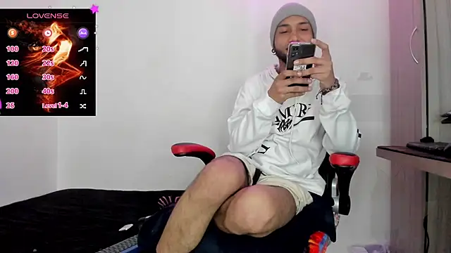 Aron Baylor online show from November 2025 09:36:02 AM