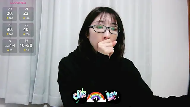 Love me Eri  online show from December 2025 07:44:01 AM