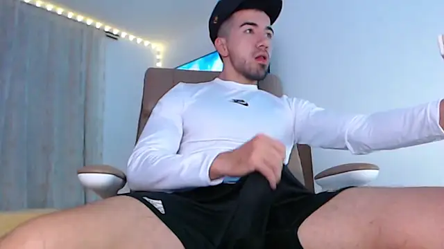 taylor cruz online show from March 2026 02:49:02 AM