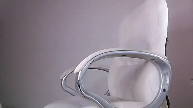 taylor cruz online show from November 2025 12:14:02 AM