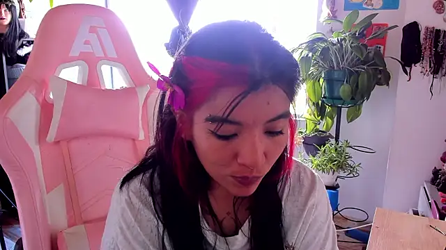 annie walker6 online show from March 2026 08:03:01 PM