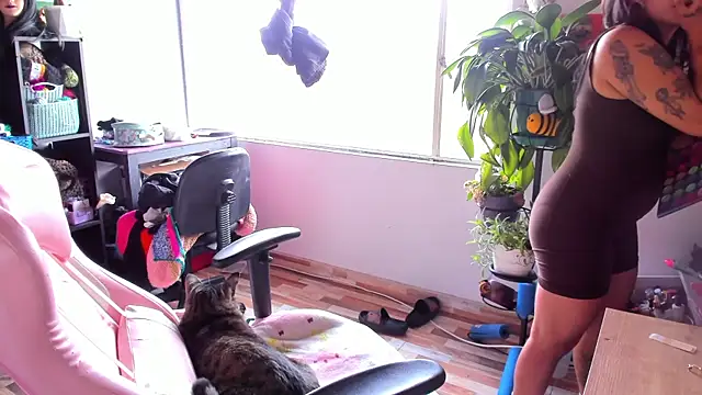 annie walker6 online show from April 2026 07:43:02 PM