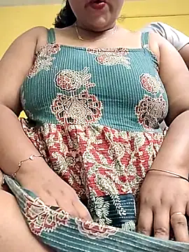 flamingoss online show from March 2026 07:09:01 PM