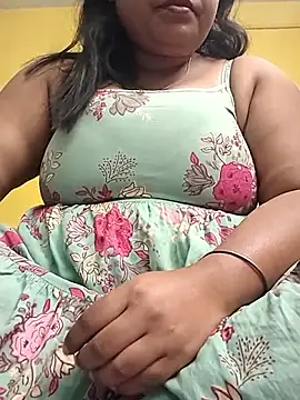 flamingoss online show from January 2026 07:09:01 PM