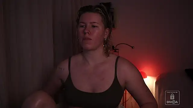 moonamii online show from January 2026 05:28:02 PM